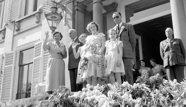 Prinses Beatrix besloot zelf weg te gaan van alternatieve school | De  Volkskrant