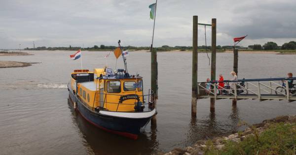 Veerpontjes uit de vaart door lage waterstand