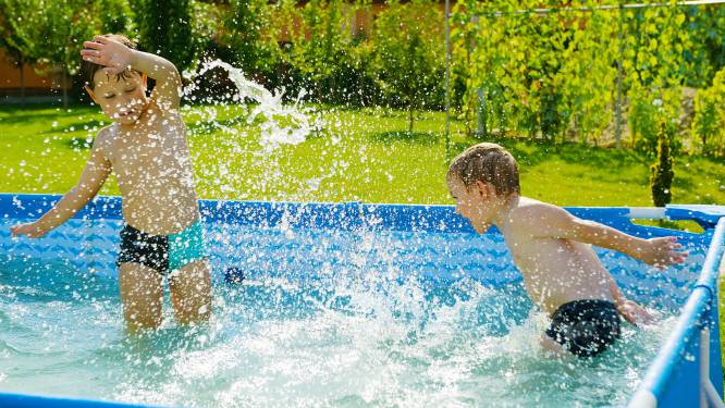 Mensen Die Zwembad Hebben Gevuld Met Leidingwater Zullen Verbaasd Opkijken Als Ze Waterrekening Gepresenteerd Krijgen Consument Hln Be