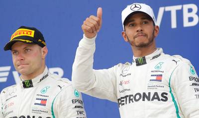 Hamilton: Voelt niet goed om zo te winnen