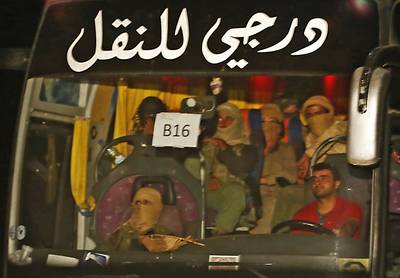 IS-konvooi keert terug naar gebieden die in handen zijn van Syrisch regime