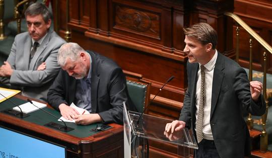 Live - Uitstel voor stemming begrotingsmaatregelen in Kamer: nog geen centenindex en verhoging accijnzen op aardgas