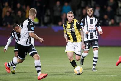 Clark rood, Vitesse verliest met 3-2 bij Heracles