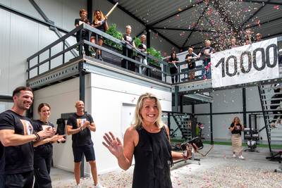 Confettiregen in Elst: bij sportschool Max Fit zijn ze al 10.000 kilo's ‘kwijt’