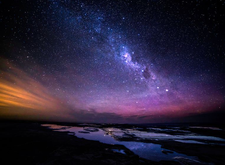 De nachtelijke hemel bij de Australische Great Ocean Road.