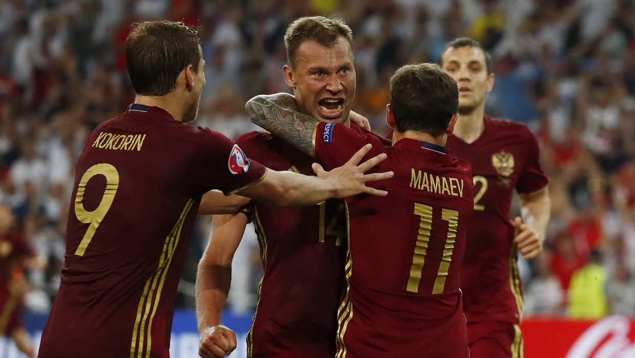 Teruglezen Berezoetski Berooft Engeland Diep In Blessuretijd Van Winst De Volkskrant