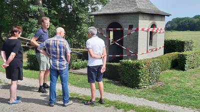 Buurt hoopt uitgebrand kapelletje Langenboom weer snel op te knappen: ‘Was het een geest of vandalis
