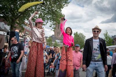 Elst Op Stelten verschuift voorlopig naar september