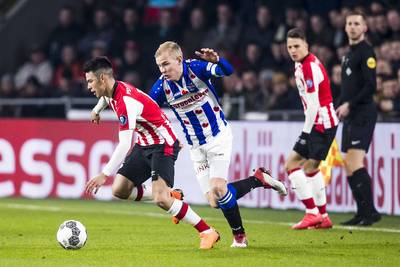 PSV-topscorer Lozano lijkt Feyenoord te missen na directe rode kaart