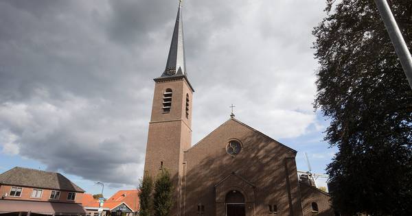 In het café zagen ze sluiting van de kerk in Vragender al aan komen