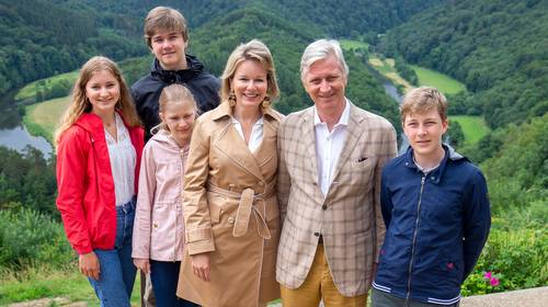 Geen royale vakantie voor koning Filip en Mathilde deze zomer