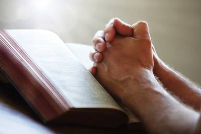 Nieuwerkerkse kerkgangers kunnen zondag de dienst buiten volgen