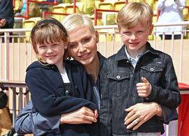 Prinses Charlene deelt lieve foto’s met haar kinderen