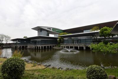 F1 verslaan vanuit Sjanghai, net even anders