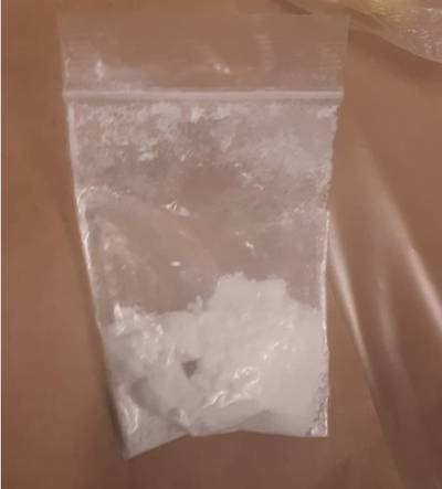 Vier mannen gearresteerd in Goor na achtervolging en drugsvondst in auto