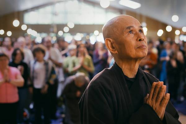 De Boeddhistische Blik: Walk With Me