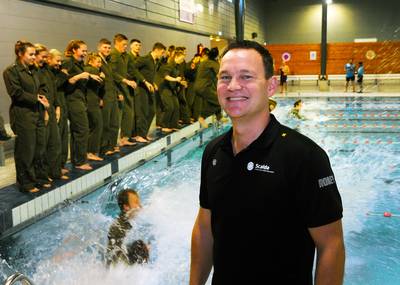 Trainer van Lewedorpse Boys was bijna net zo snel als Nelli Cooman