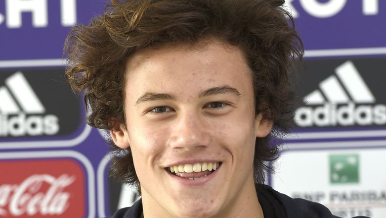 Anderlecht-doelman Mile Svilar: "Ik wil de beste ter ...