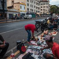 Venezuela na de val van Maduro: ‘Werkloosheid tot de dood erop volgt, dat is wat ons rest’