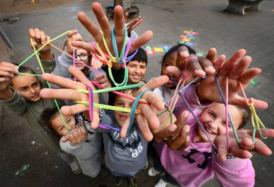 De nieuwe rage op school: Allemaal aan de vingertouwtjes