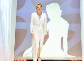 Dít zijn de 4 bijzondere kledingstijlen van prinses Charlene