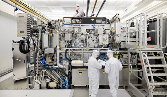 ‘Trump heeft Groenland nodig? ASML lijkt me strategisch nog veel belangrijker’: hoe Nederlands bedrijf speelbal werd in de wereldpolitiek