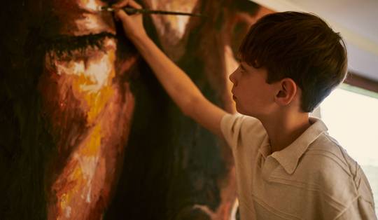 Felix Franssens (11) is het opvallendste debuut van Antwerp Art Weekend: ‘Maar ik verkoop nog niets’