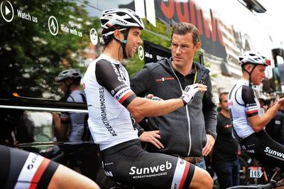 Ploegleider Visbeek trots op glansprestaties Sunweb