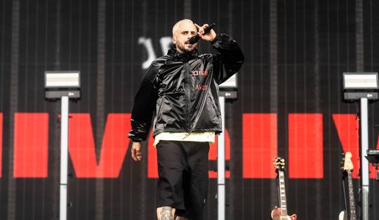 Emotionele Zwangere Guy krijgt Werchter-wei stil: ‘Ik zit met iets: ik ben vrienden aan het verliezen, en ik weet niet hoe dat komt’