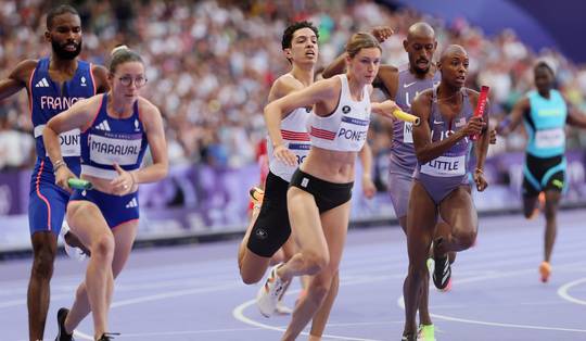 Belgian Waffles plaatsen zich voor finale 4x400m met nieuw Belgisch record • Red Lions sluiten groepsfase af met gelijkspel