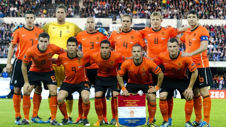 Het Echte Doemscenario Van Oranje Is Dat Onze Jongens Worden Afgeleid Door De Benen Van Slavische Dames De Volkskrant