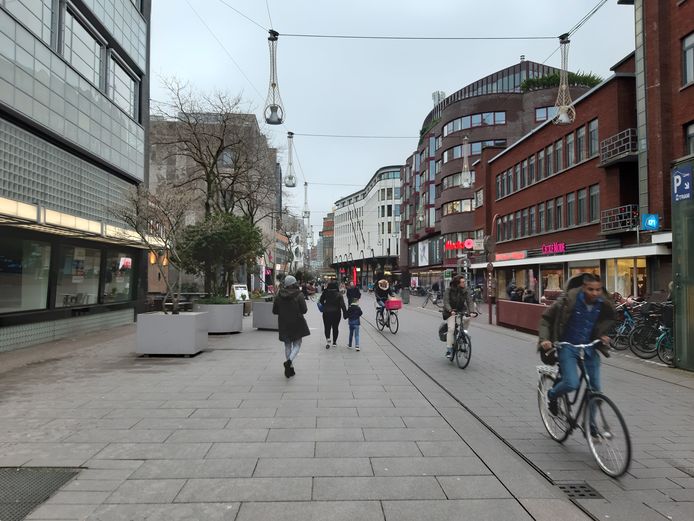 Op de Grote Markstraat mag voorlopig nog wel gefietst worden.