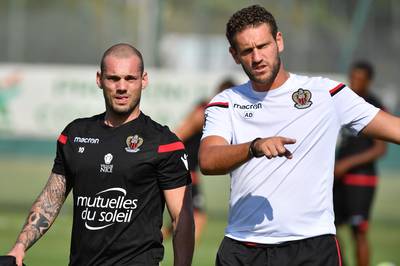 Sneijder staat direct op trainingsveld Nice