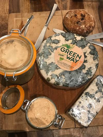 Nooit meer ganzen vetmesten door  plantaardige foie gras?