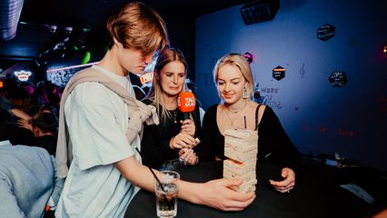5. Gent - Yana, Jony & Victor