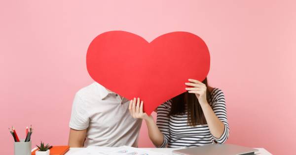 Zij vonden de liefde op werk: ‘Onze collega’s hadden het allang door’