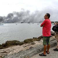 Tientallen boten uitgebrand in haven Ecuador