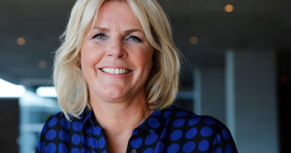 Irene Moors Is Een Van De Juryleden In Nieuwe Serie Dancing With