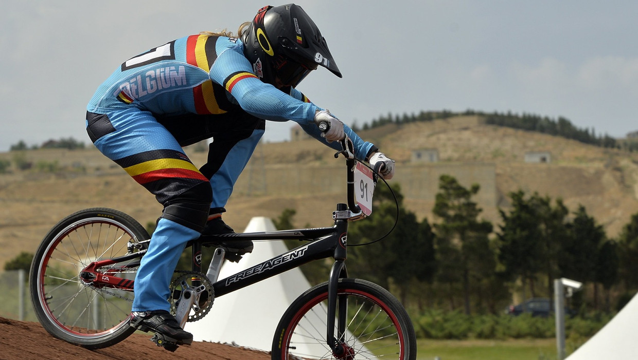 BMX'ster Elke Vanhoof is blij met olympisch ticket | De Morgen