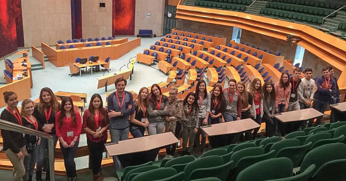 Kabinet trekt miljoenen uit voor schoolreisjes naar het ...