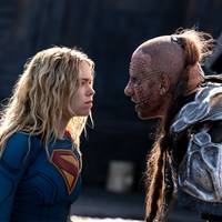 ‘Supergirl’ zet grote stappen voor het DC-universum, alleen kijkt het publiek niet mee