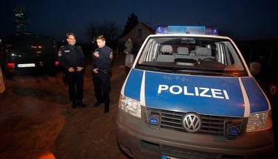 Chauffeur schoolbus beschonken en stoned van de weg gehaald