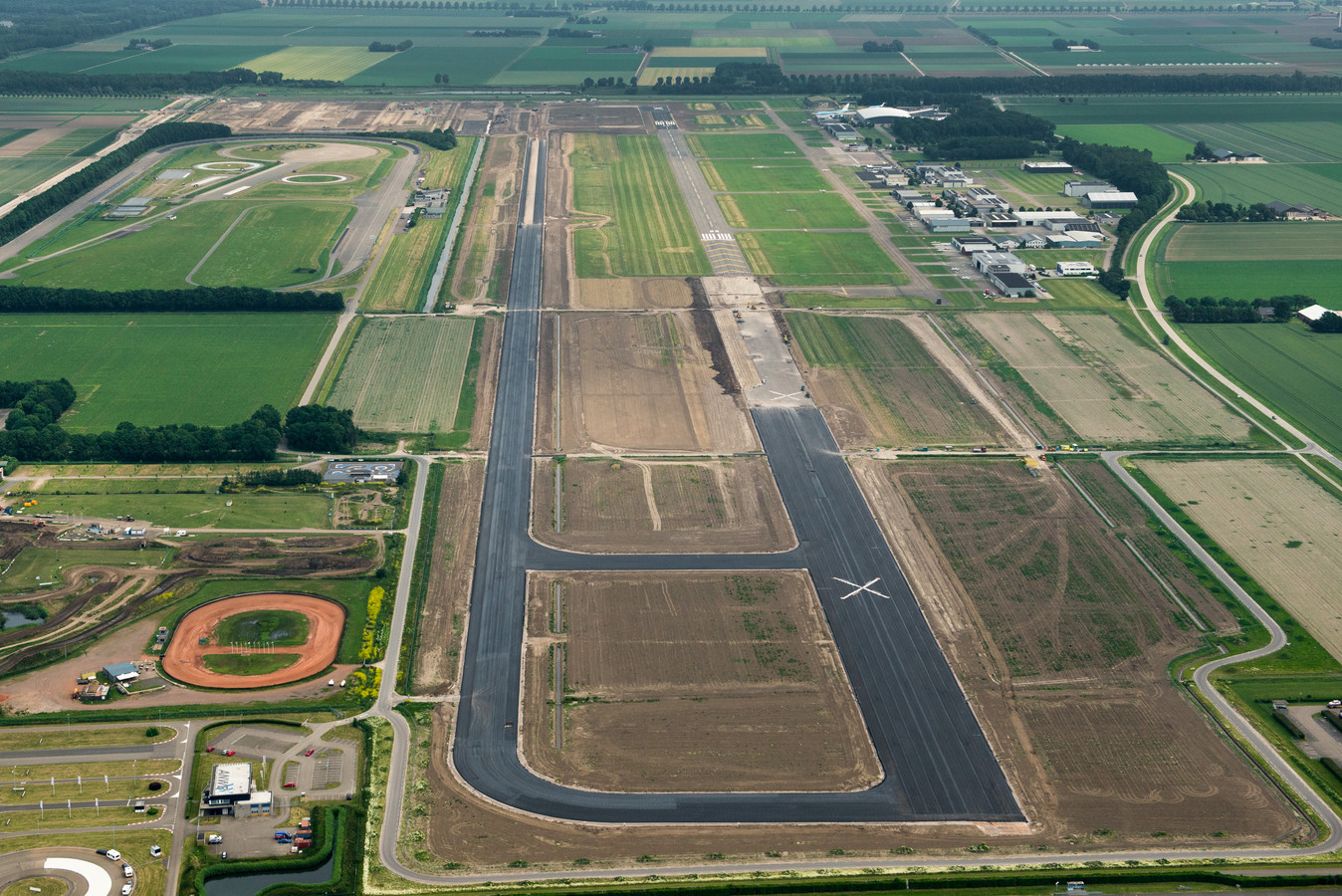Resultado de imagen para lelystad airport expansion