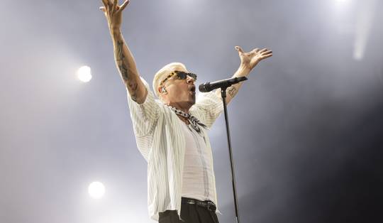 Macklemore kondigt ‘Free Palestine’-concerten aan nadat hij uit voorprogramma van Ed Sheeran werd gezet