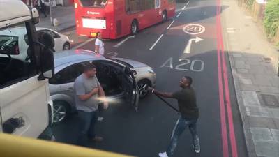 Verkeersruzie loopt finaal uit de hand midden in Londen