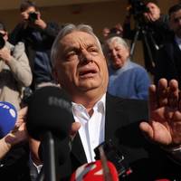 Verdwijnt met Viktor Orbán ook de radicaal-rechtse opstand in de westerse politiek? ‘Het gratis geld uit Hongarije valt weg’