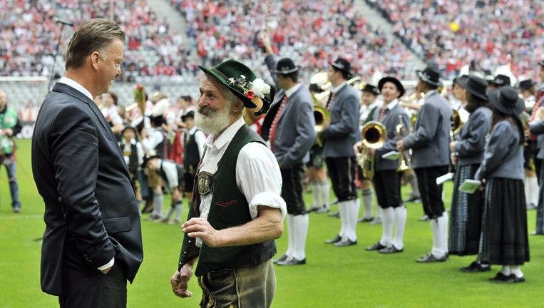 Geen Paniek Van Gaal Zorgen Voor Huntelaar Het Parool