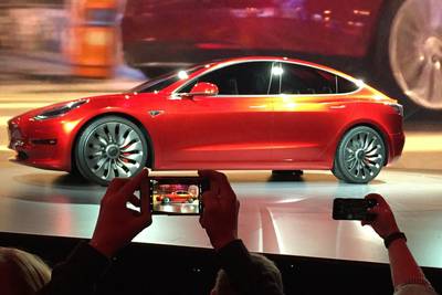'Nieuwe Tesla vrijdag van de band'