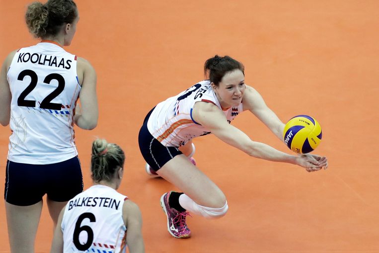 De Rechterarm Van Lonneke Sloetjes Het Machtige Aanvalswapen Van Oranje Trouw