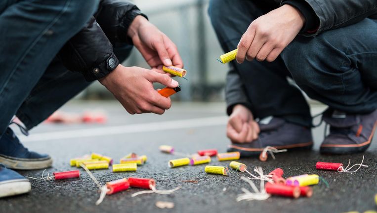 Onderzoeksraad Verbied Vuurpijlen En Knalvuurwerk Het Parool